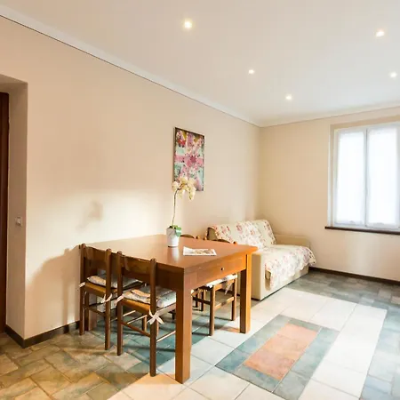 Apartment 3 Bedroom In *
